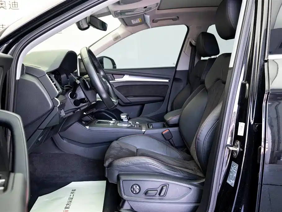 Audi Q5L 2020 45 TFSI Premium Luxury Sport фото 11