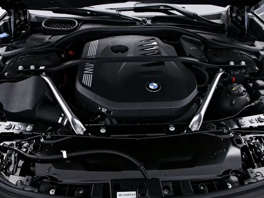 BMW 7 Series 2026 740Li Leading M Sport Package фото 17