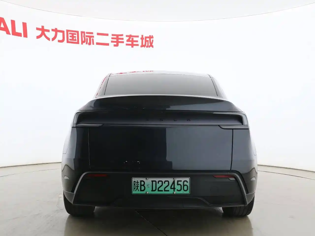 Фото 8 - Tesla Model Y