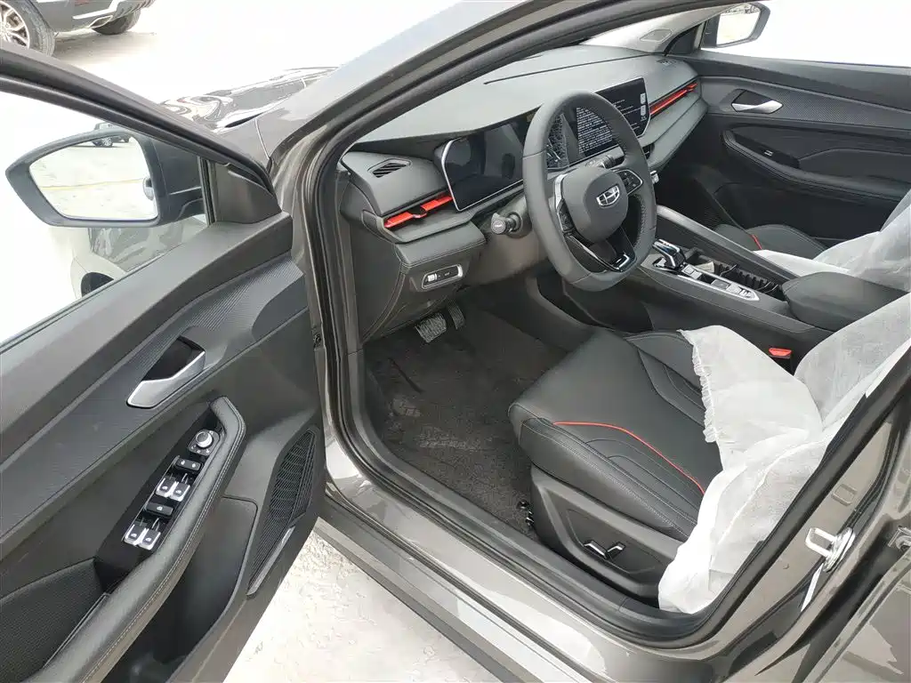 Geely Binrui 2026 2024 Binrui COOL 1.5T DCT Soaring Dragon Edition