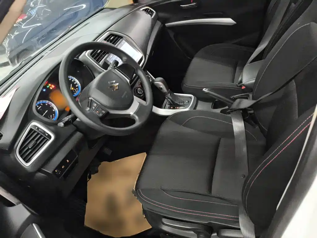 Suzuki SX4 S-Cross 2014 2014 1.6L CVT 2WD Progressive