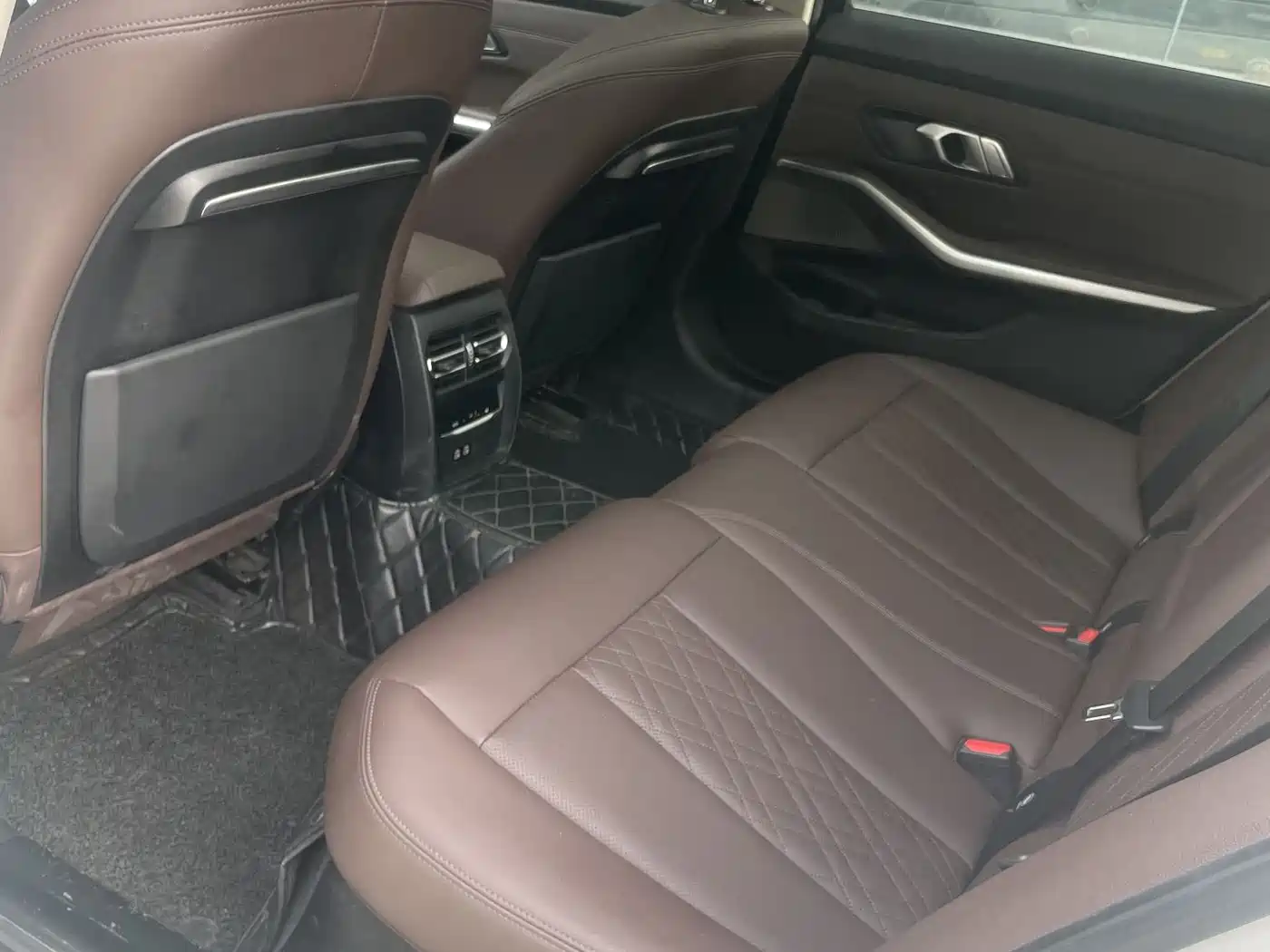 BMW 3 Series 2022 320Li M Sport Package фото 11