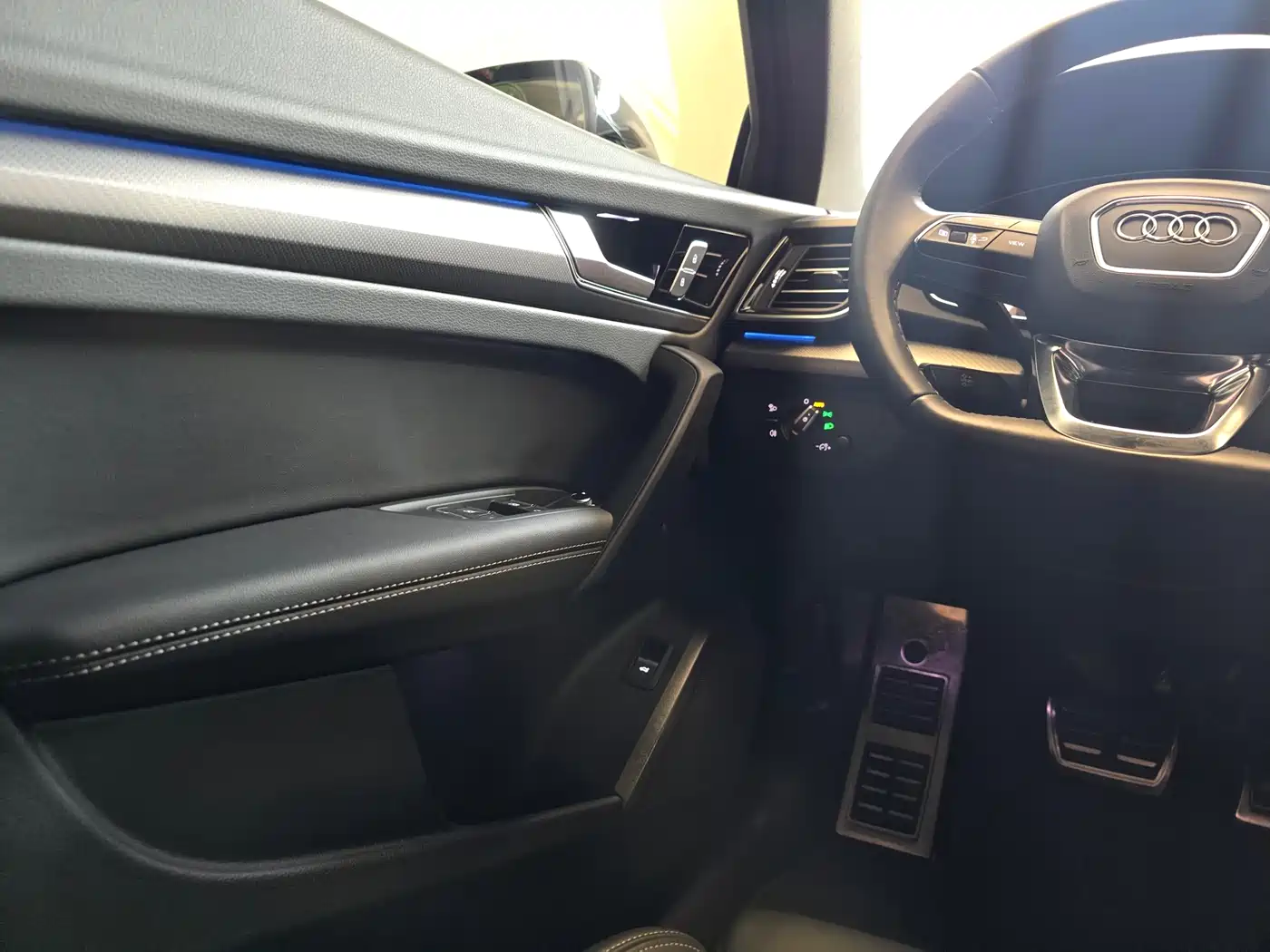 Audi Q5L 2025 40 TFSI Luxury Dynamic фото 7