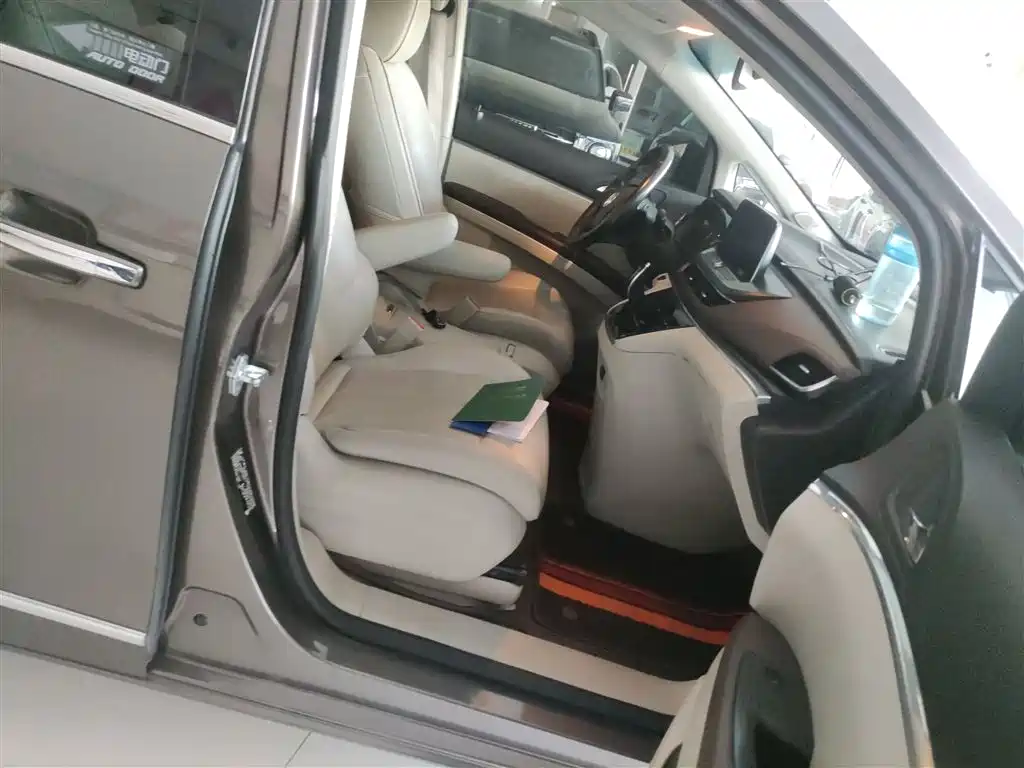 Buick GL8 2020 Model Land Business Class 652T Luxury фото 21