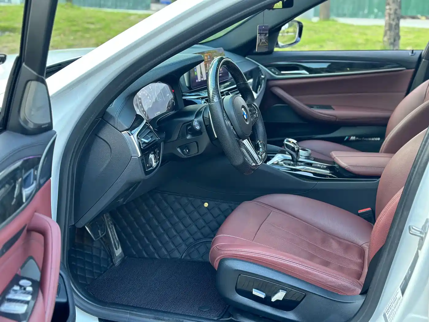 BMW 5 Series 2019 530Li Premium M Sport Package фото 7