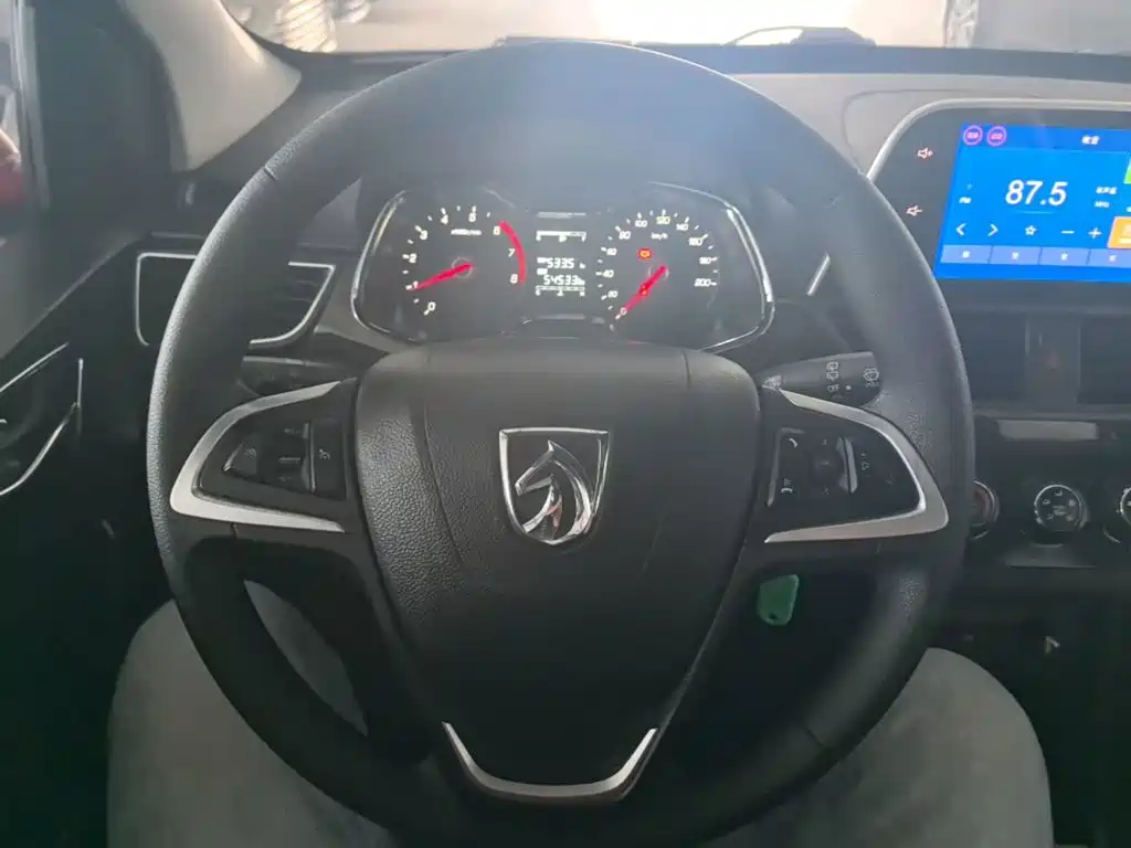 Baojun 310 2016 2016 1.2L Manual Luxury Type