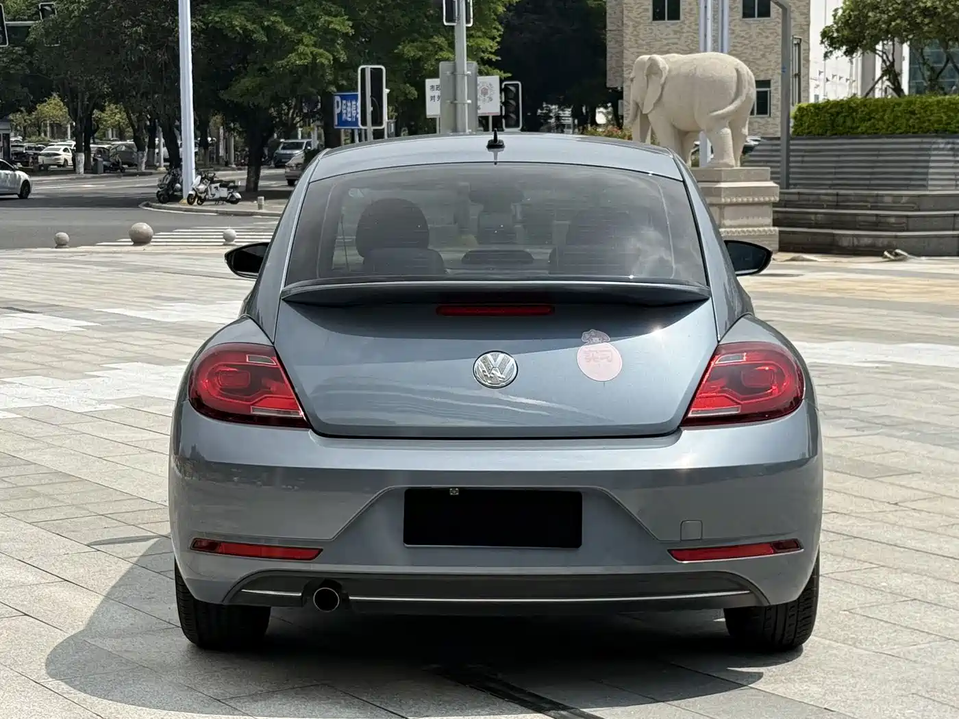 Volkswagen Beetle 2018 180TSI Easy Joy Edition фото 13