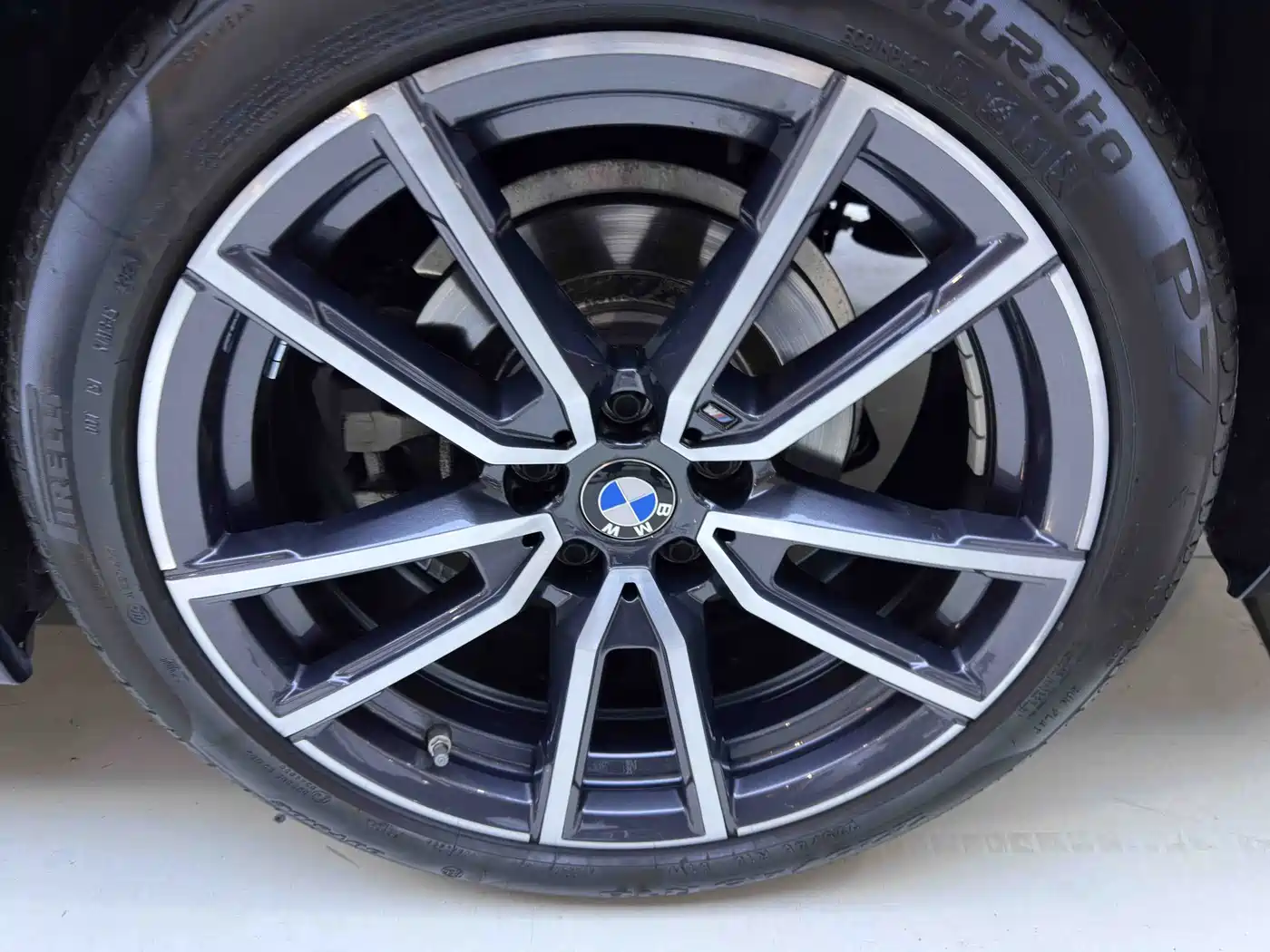 BMW 3 Series 2023 320Li M Sport Package фото 19