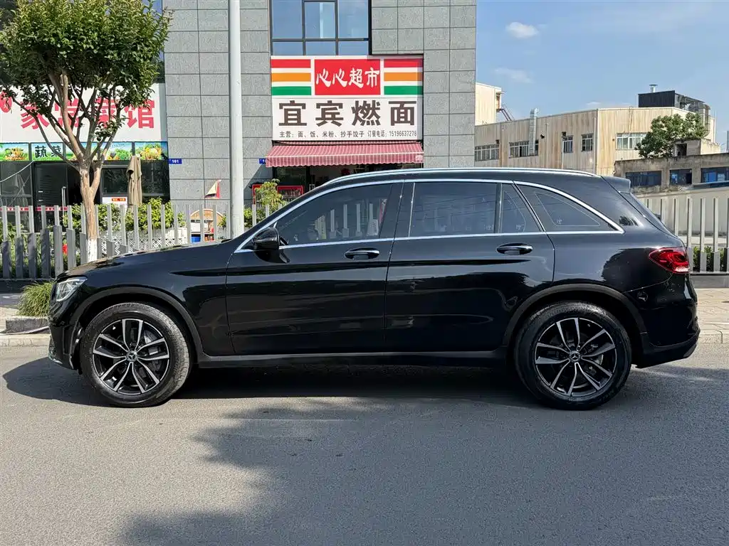Mercedes-Benz GLC 2021 GLC 260 L 4MATIC Luxury фото 3