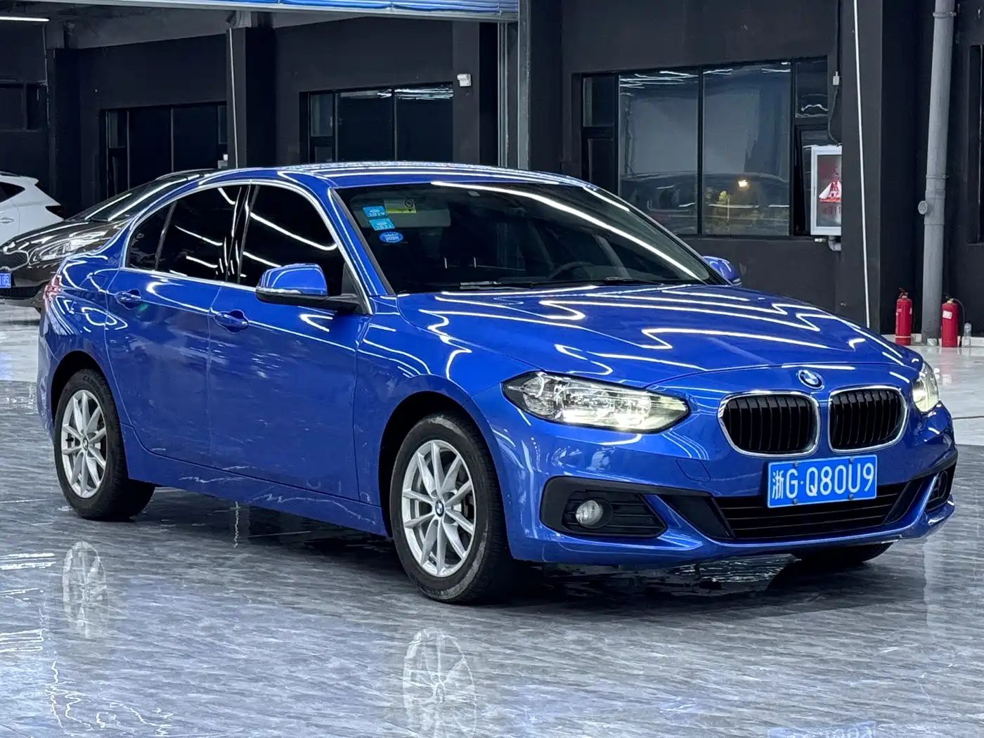 BMW 1 Series 2017 118i Fashion фото 2