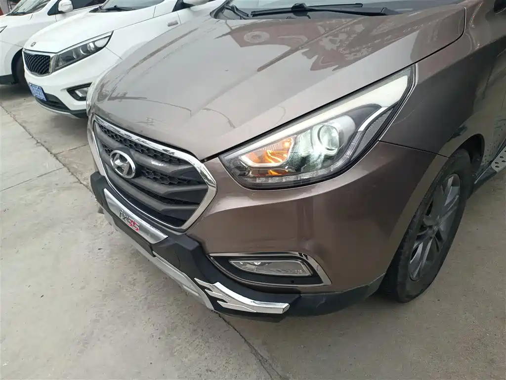 Hyundai Beijing Hyundai ix35 2015 2.0L Automatic 2WD Smart Type China IV фото 24