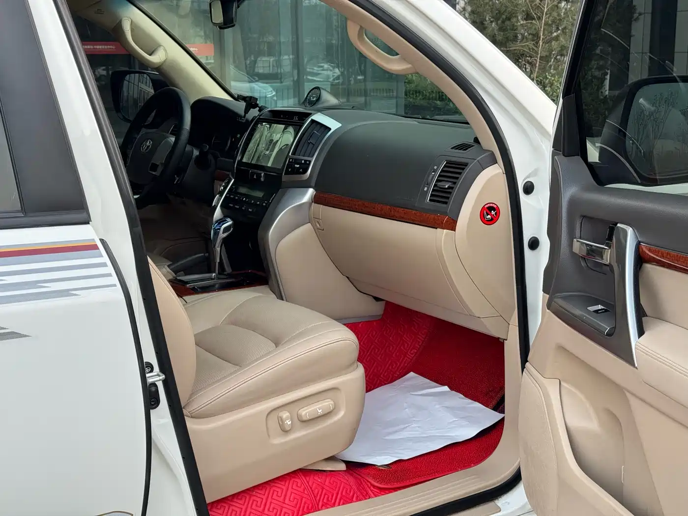 Toyota Land Cruiser 2016 4.0L Automatic VX фото 21
