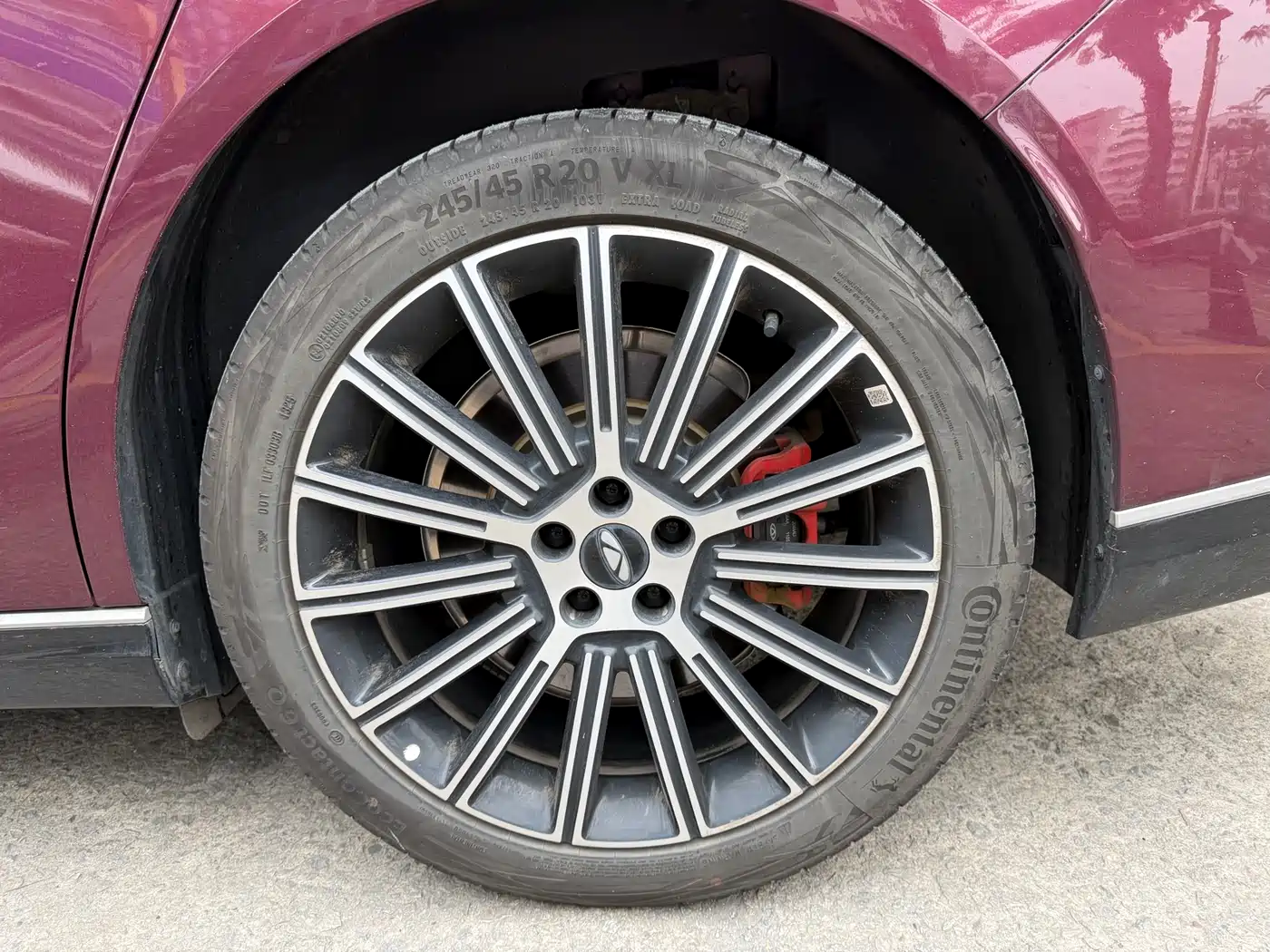 Chery Fengyun Fengyun A9L 2025 Model 4WD High-performance Summit Edition фото 18