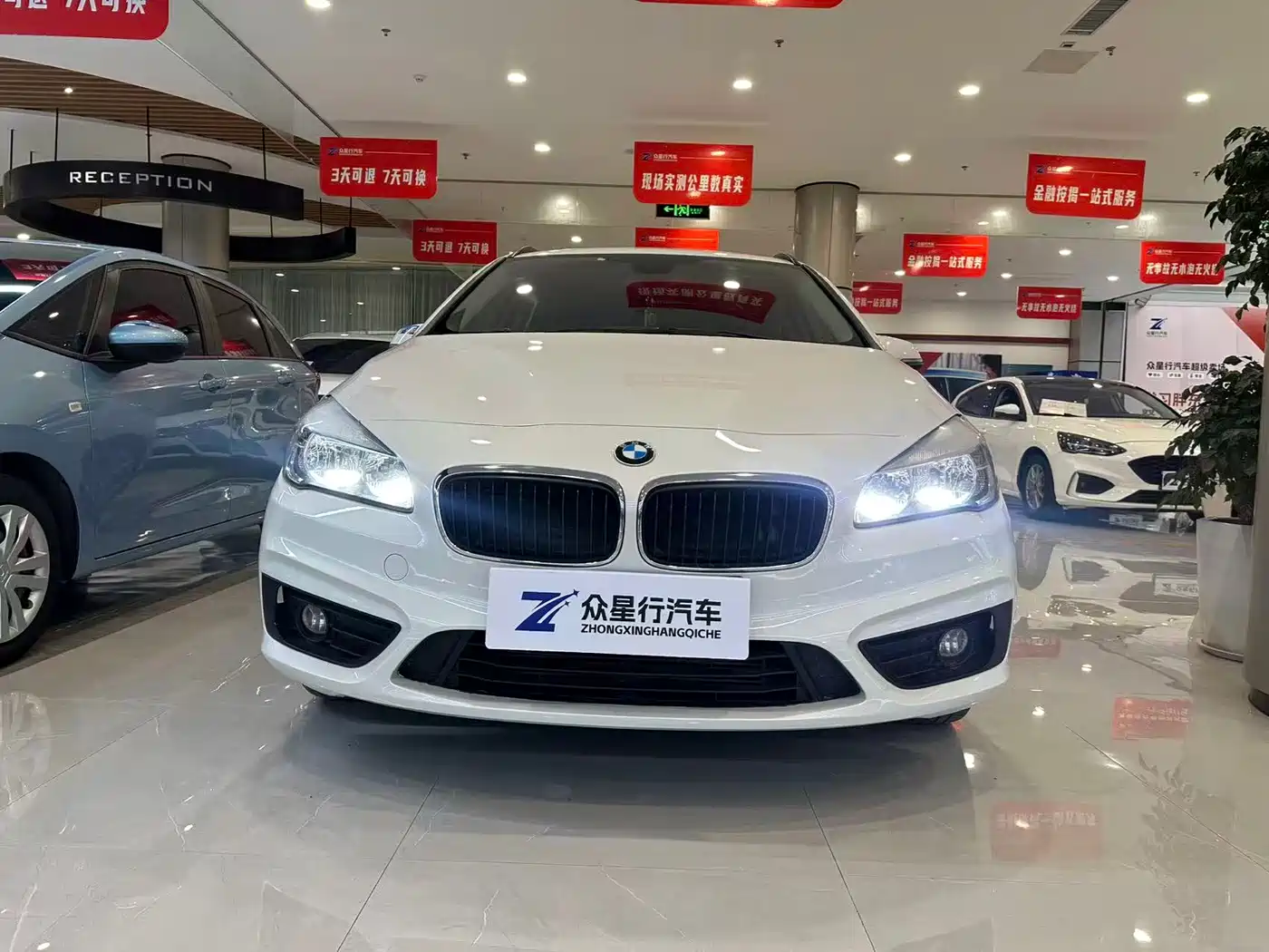 BMW 2 Series Tourer (Import) 2015 218i Leading Type фото 2