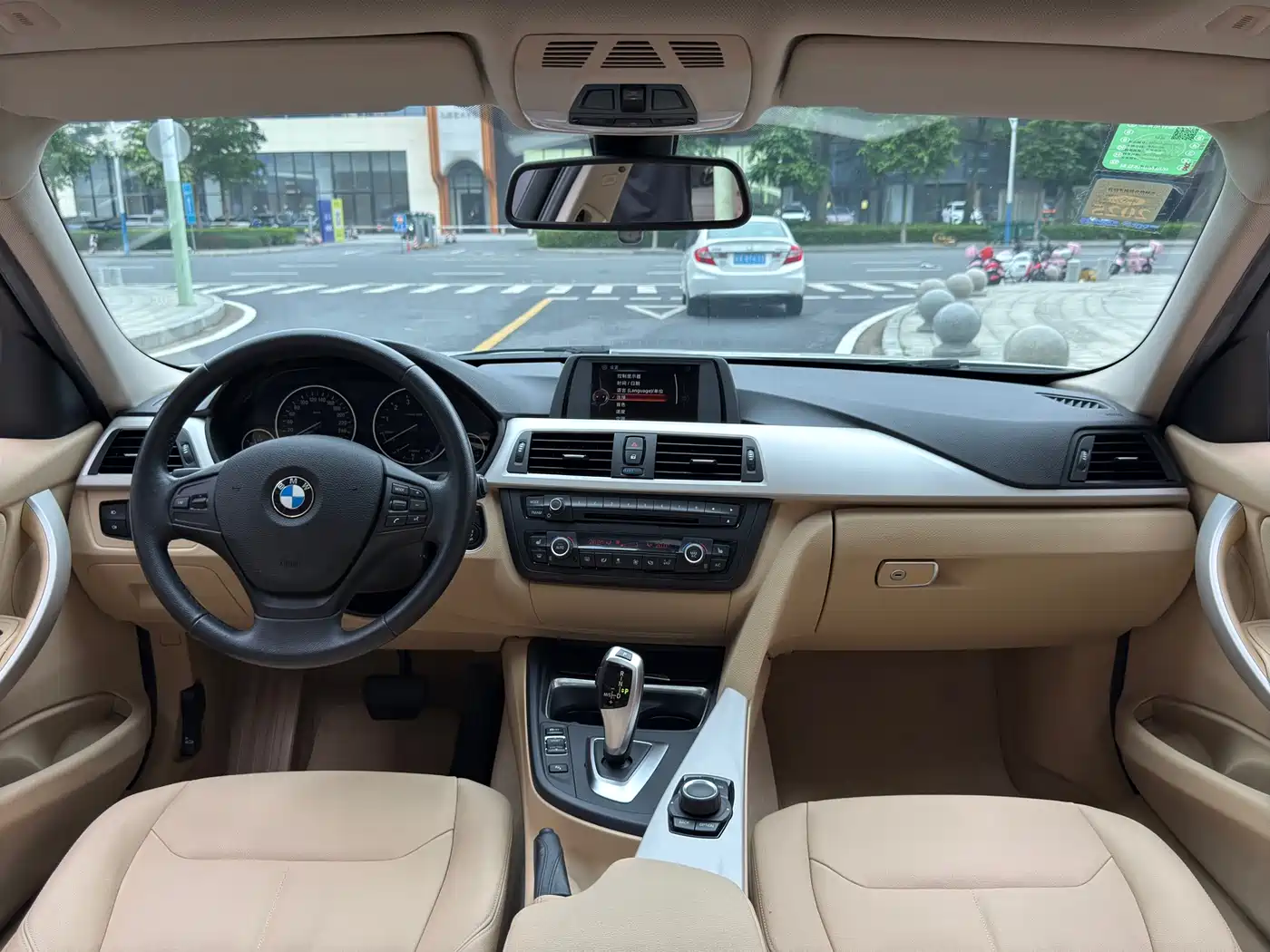 BMW 3 Series 2015 320i Fashion фото 22