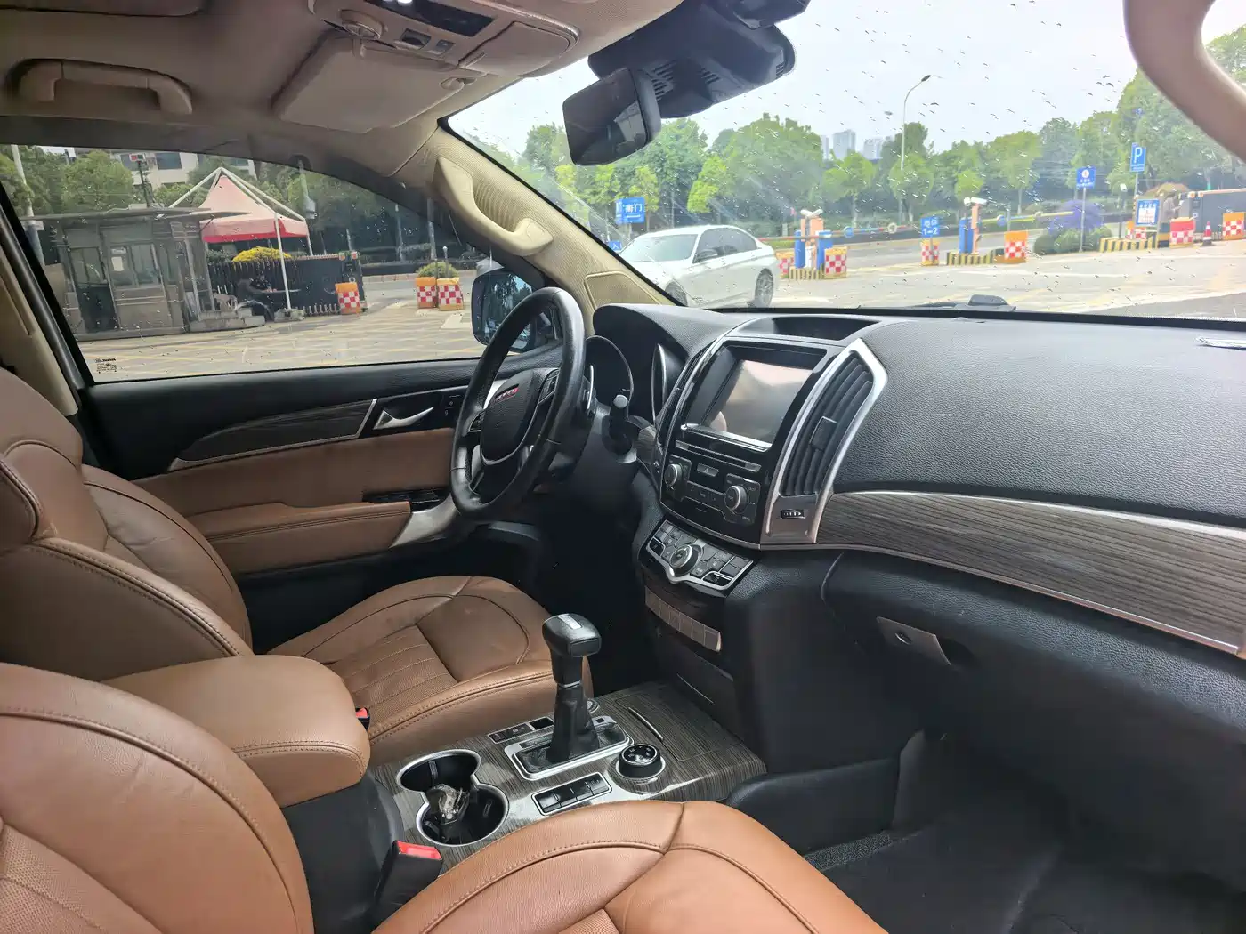 Haval H9 2015 2.0T 4WD Luxury 7-Seater фото 8