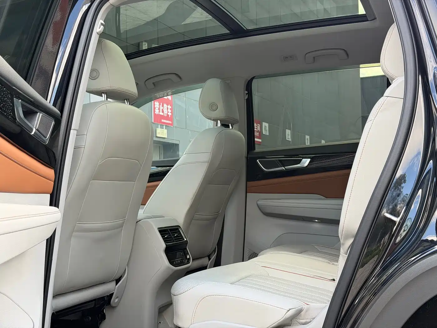 Volkswagen Teramont 2021 380TSI 4WD Premium Luxury Edition фото 12