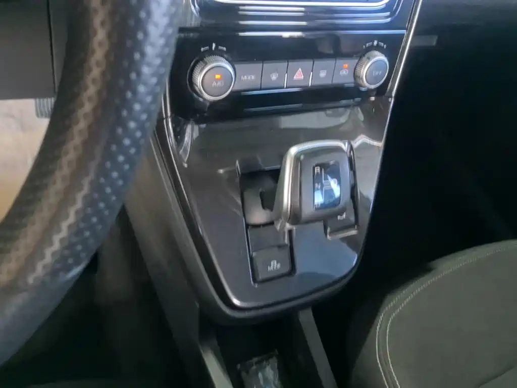 Ora iQ 2019 2018 Long-range Edition Progressive