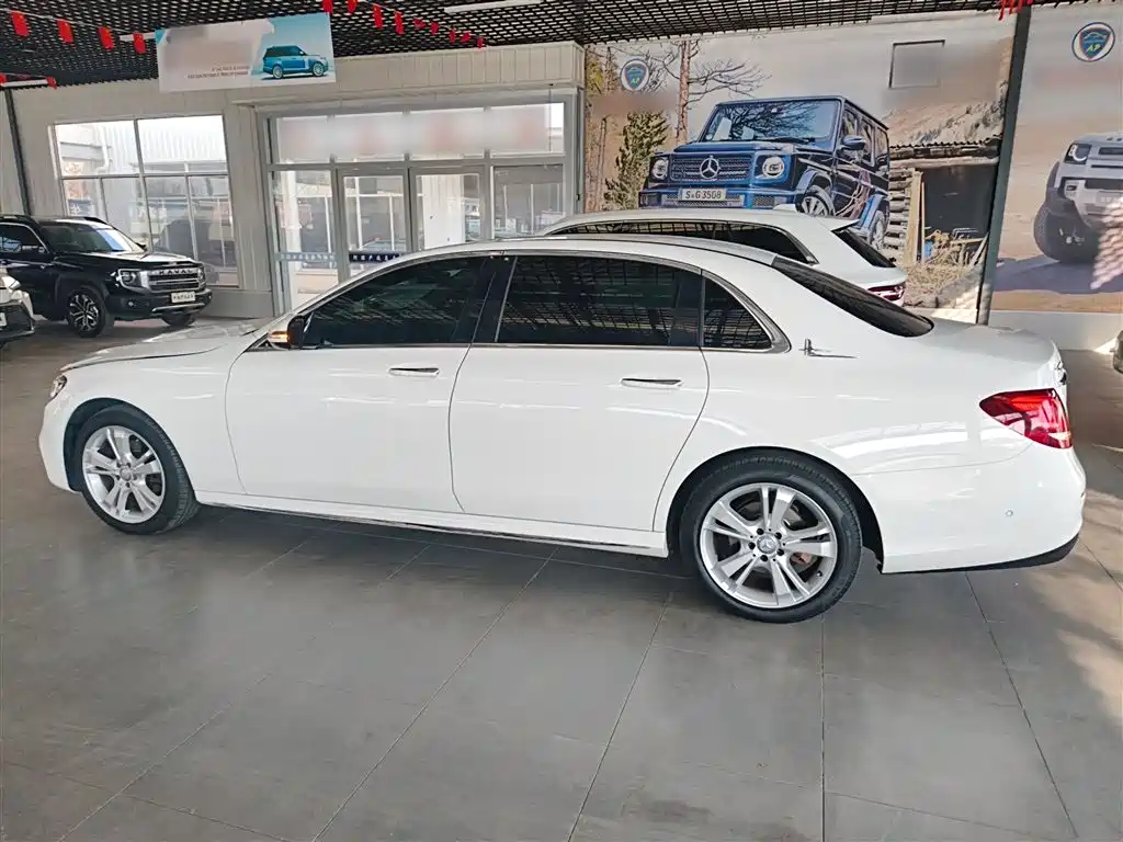 Mercedes-Benz E-Class 2016 E 200 L Sport Type фото 4