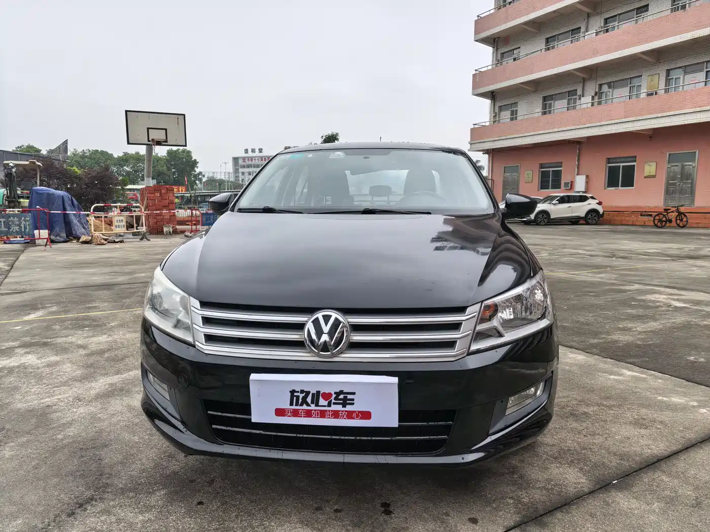 Volkswagen Santana 2013 1.6L Automatic Comfort Edition фото 2