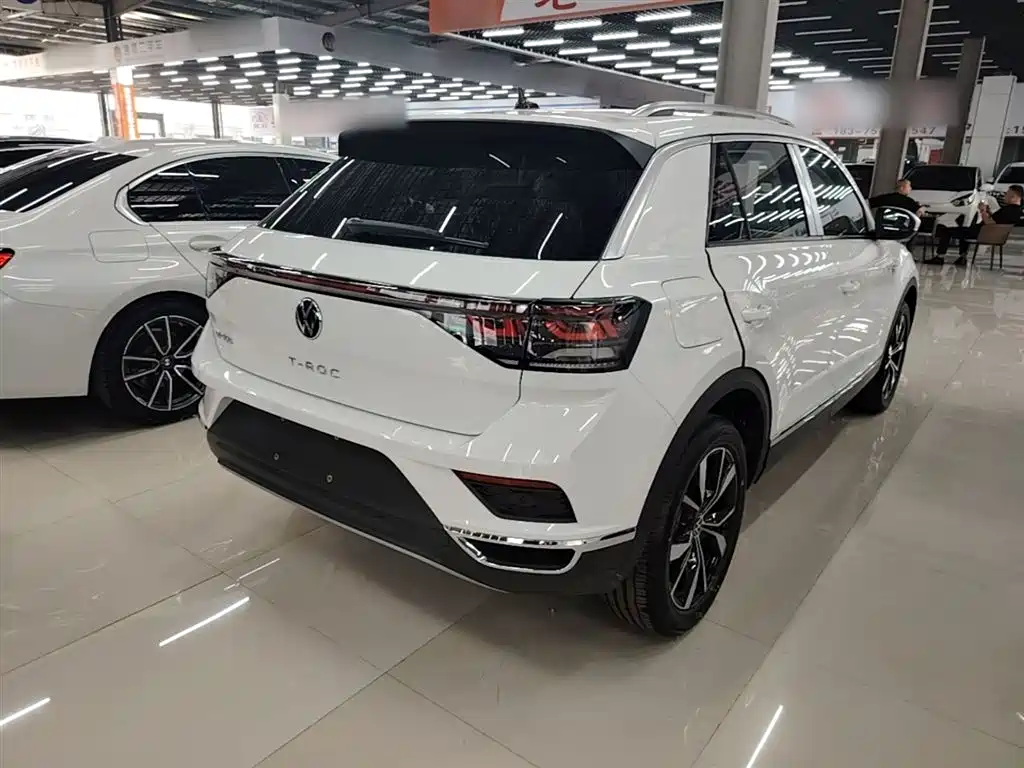 VOLKSWAGEN T-ROC EXPLORING SONGS