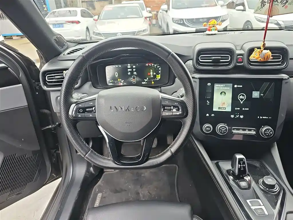 Lynk & Co 03 2021 2.0TD Auto Jin Plus фото 10