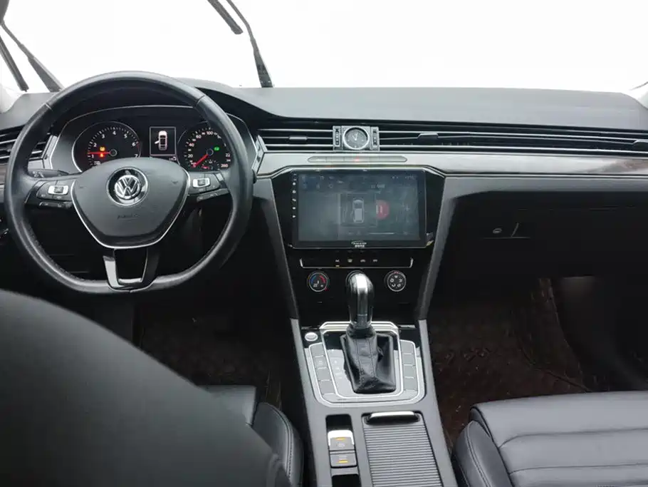 Volkswagen Magotan 2019 330TSI DSG Leading China VI фото 12