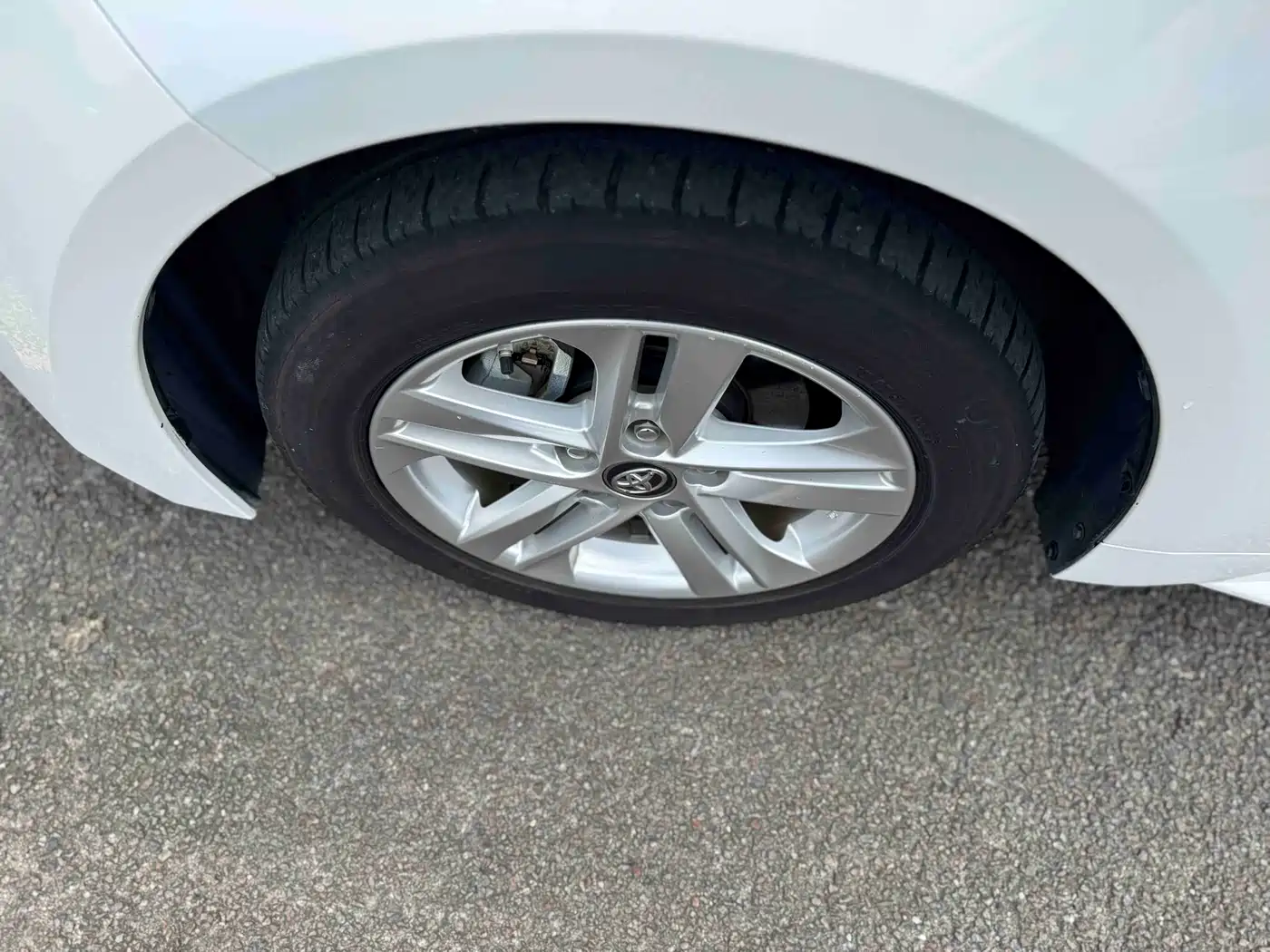 Toyota Levin 2021 Dual Engine 1.8H E-CVT Luxury Edition фото 17