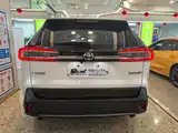Фото 9 - Toyota Wildlander
