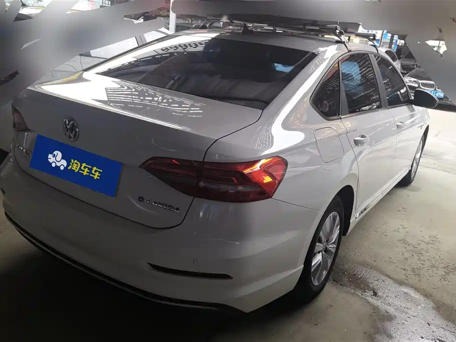 VOLKSWAGEN Lavida Pure Electric