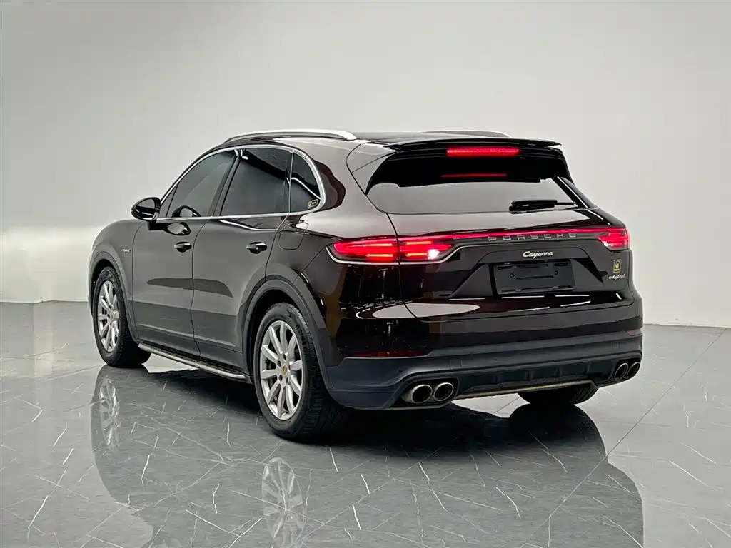 Porsche Cayenne New Energy 2020 Cayenne E-Hybrid 2.0T фото 4