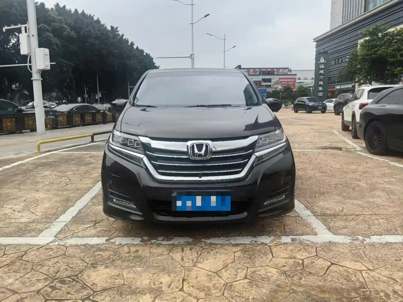 Honda Elysion 2016 2016 2.4L Luxury Edition