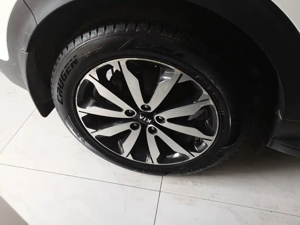 Kia KX5 2016 2016 Model 1.6T Automatic 2WD DLX