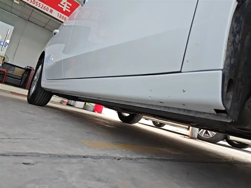 Roewe i5 2025 2023 1.5L CVT Luxury Edition