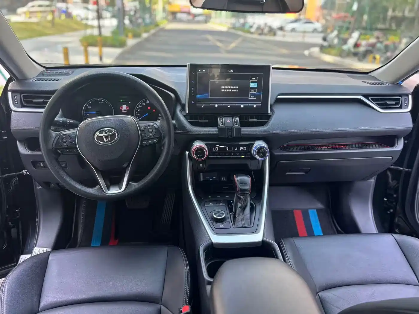 Toyota Wildlander 2020 Hybrid 2.5L E-CVT AWD Luxury Edition фото 8