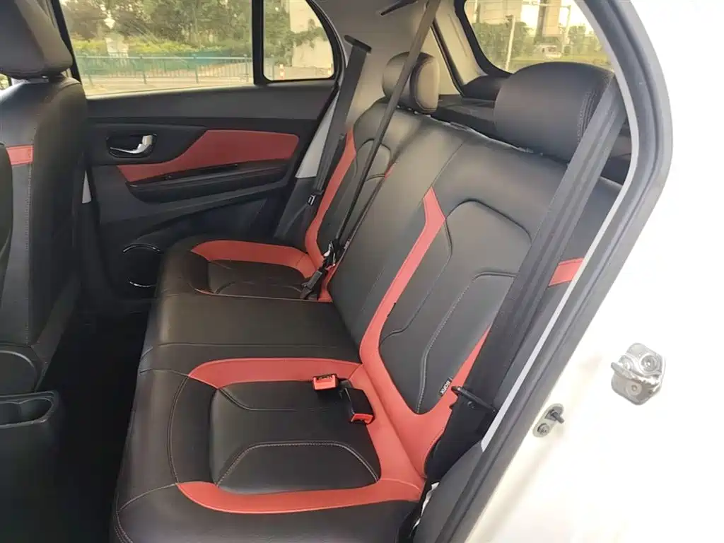 Haval H1 2017 Blue Label 1.5L AMT Luxury фото 17