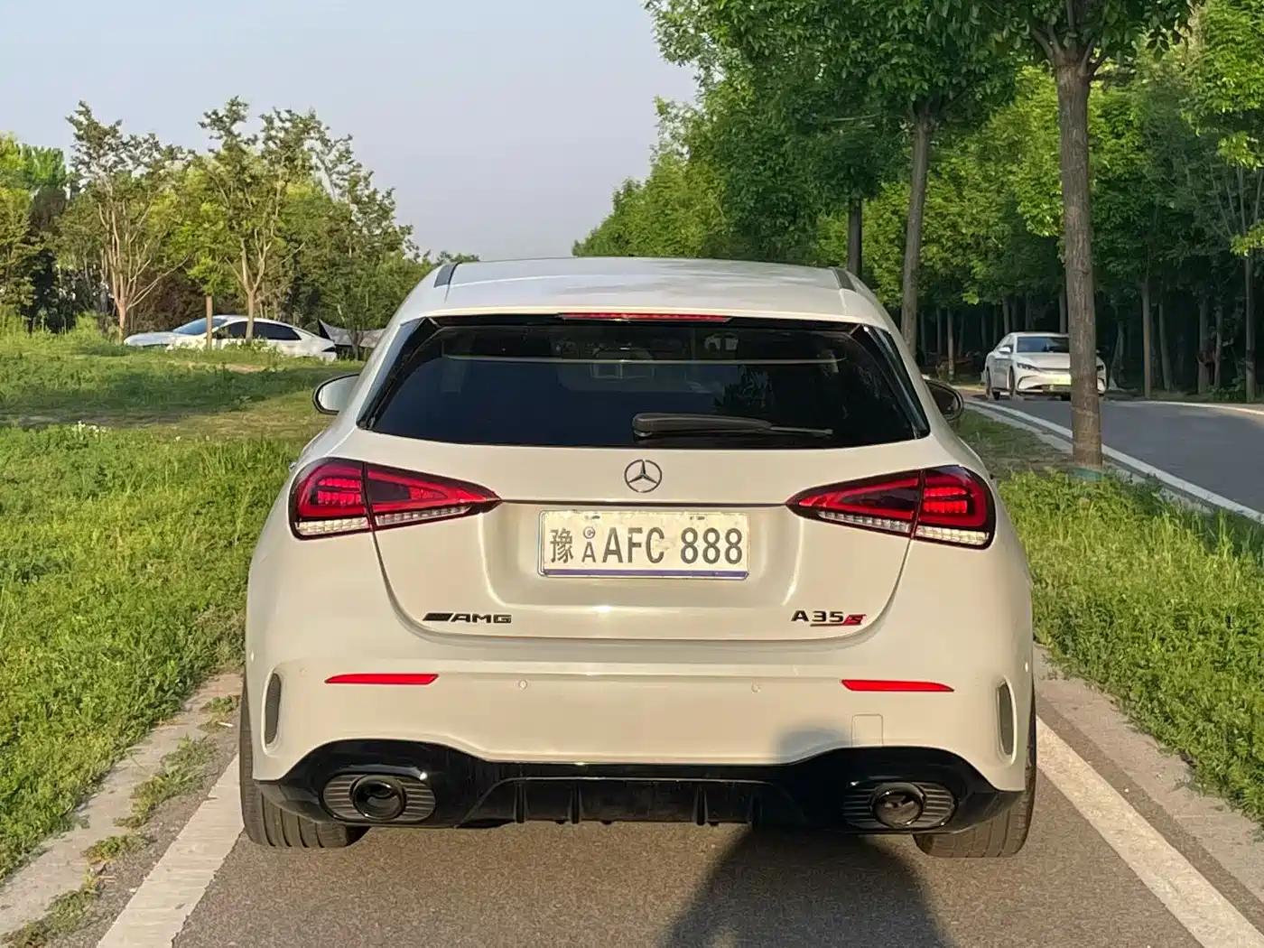 Mercedes-Benz A-Class AMG (Import) 2020 AMG A 35 4MATIC фото 8