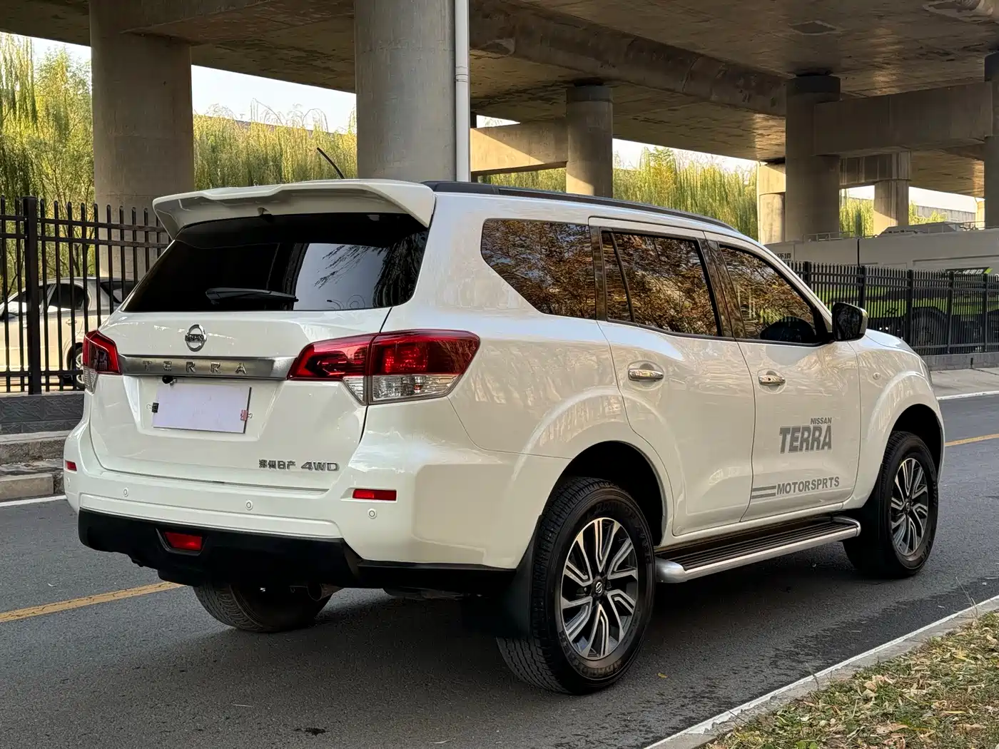 Nissan Terra 2022 2020 2.5L XL Upper 4WD Automatic Luxury Edition