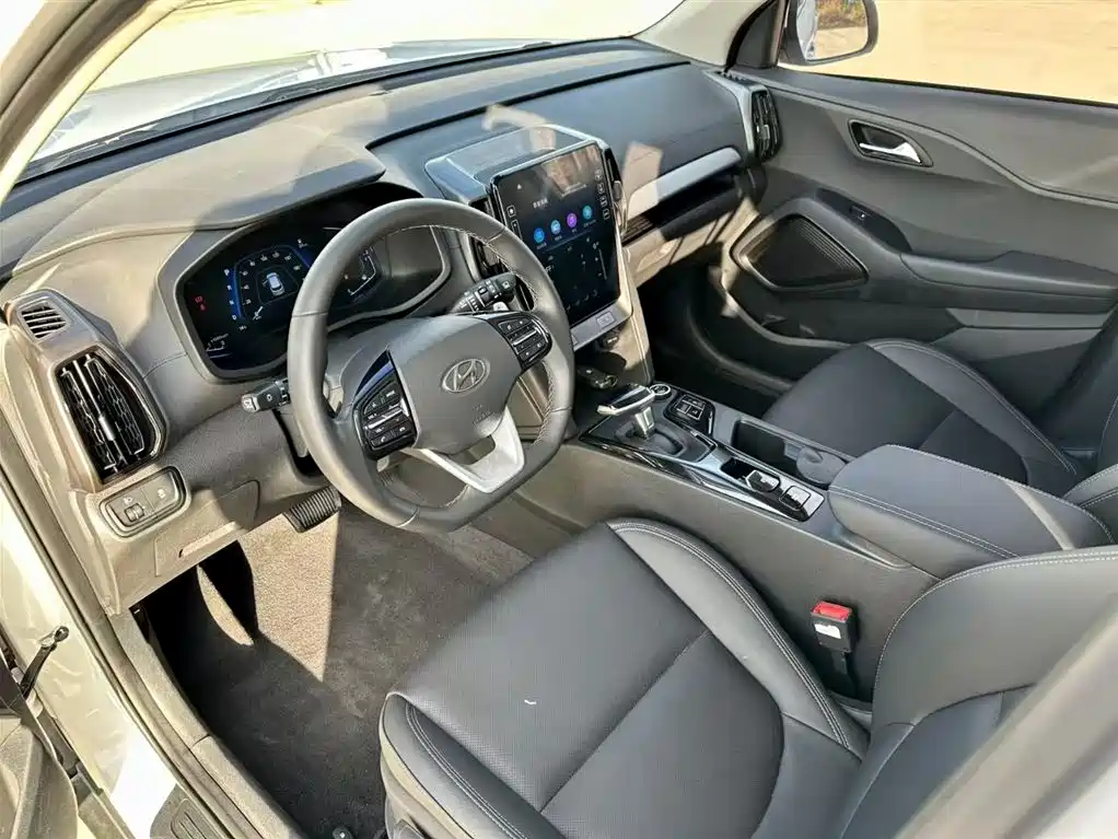 Hyundai Beijing Hyundai ix35 2021 2.0L Automatic 2WD GLS Leading Edition фото 4