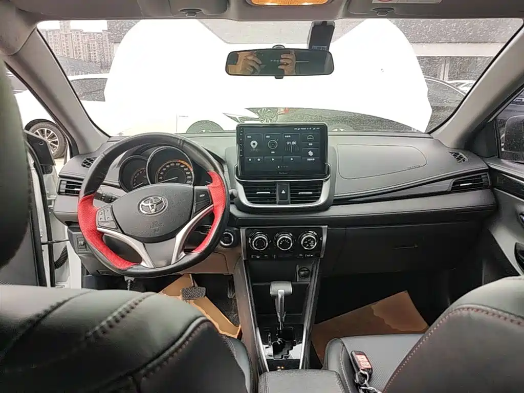 Toyota YARiS L Zhi Xuan 2022 Zhi Xuan X 1.5L CVT Luxury PLUS Edition фото 10