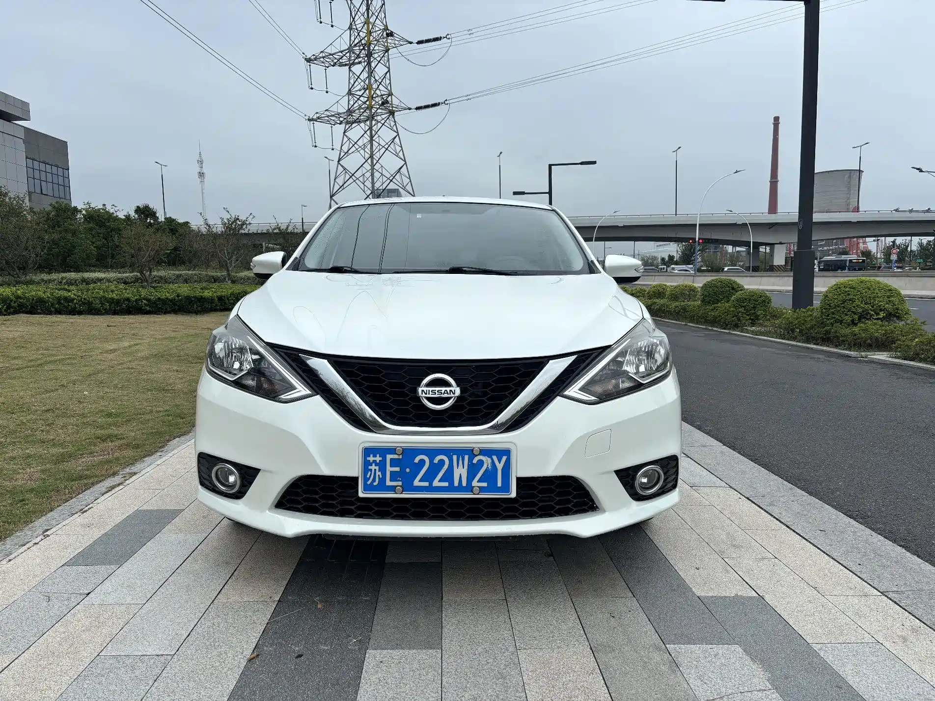 Photo 2 - Nissan Sylphy