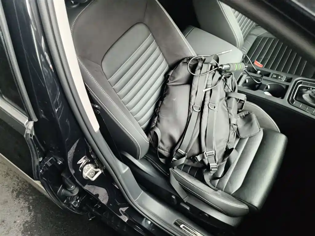 Volkswagen Magotan 2020 330TSI DSG Leading фото 25