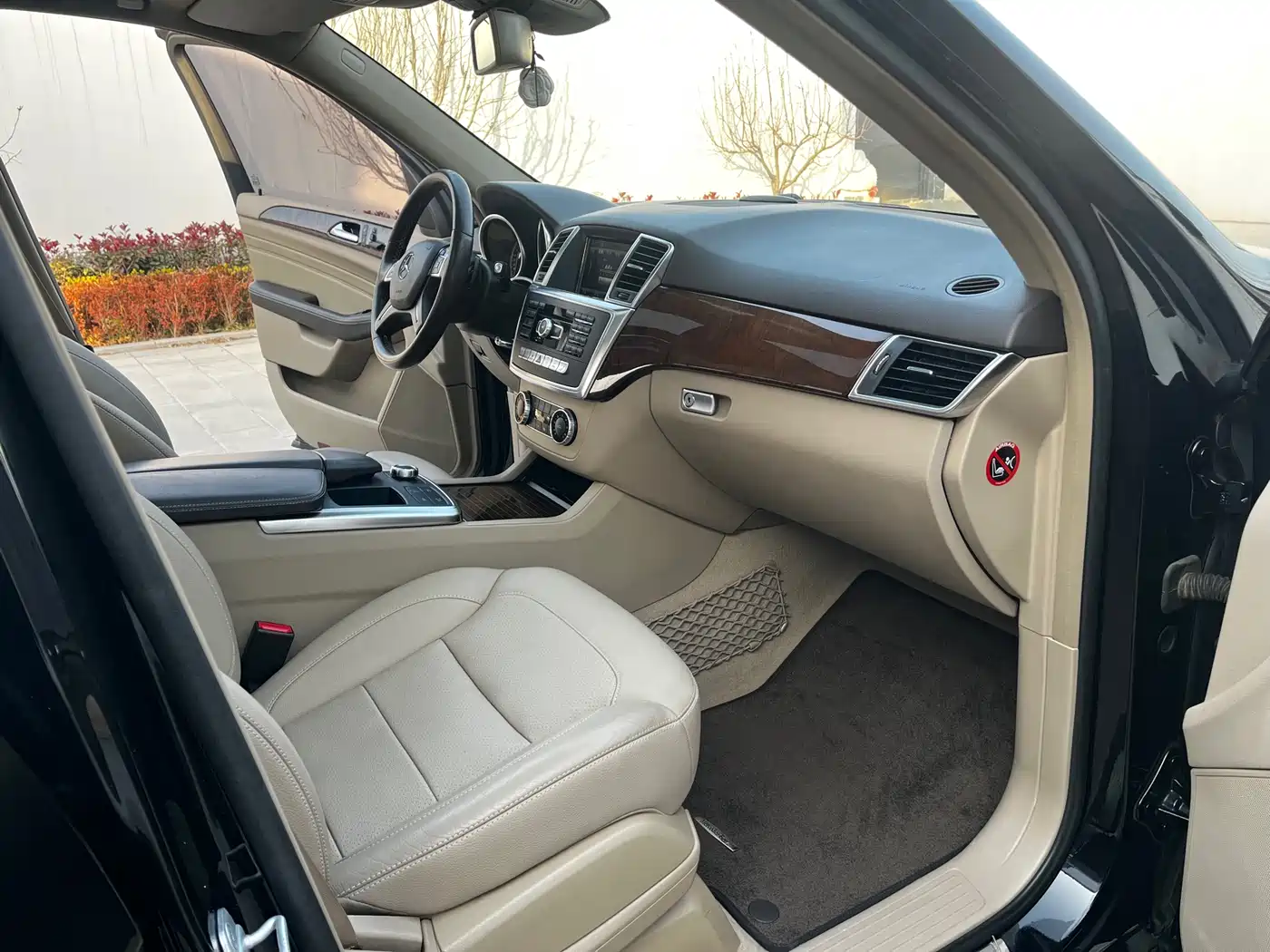 Mercedes-Benz M-Class 2015 ML 400 4MATIC Dynamic фото 9