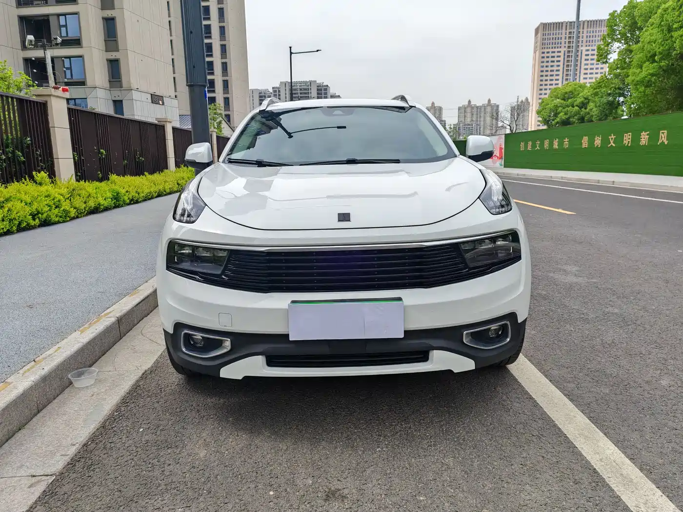 Lynk & Co 01 2017 2.0T 2WD Pro Version фото 2