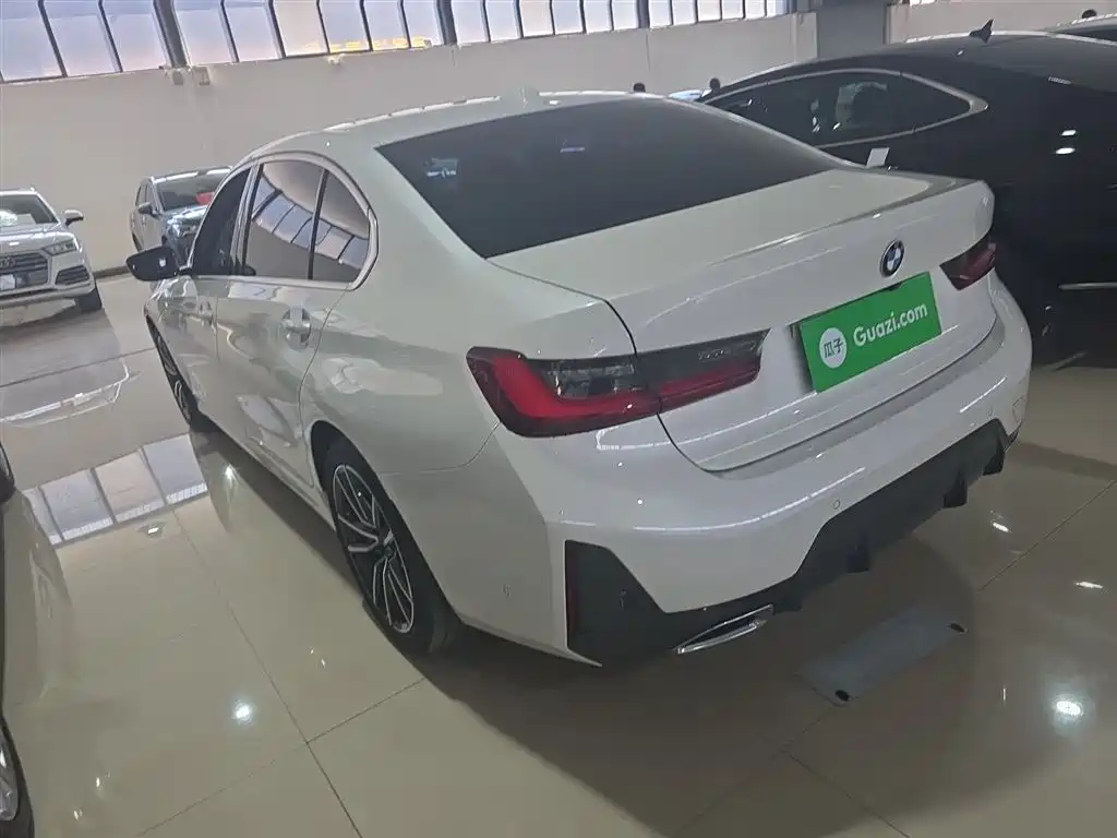 BMW 3 Series 2023 325Li M Sport Package фото 5