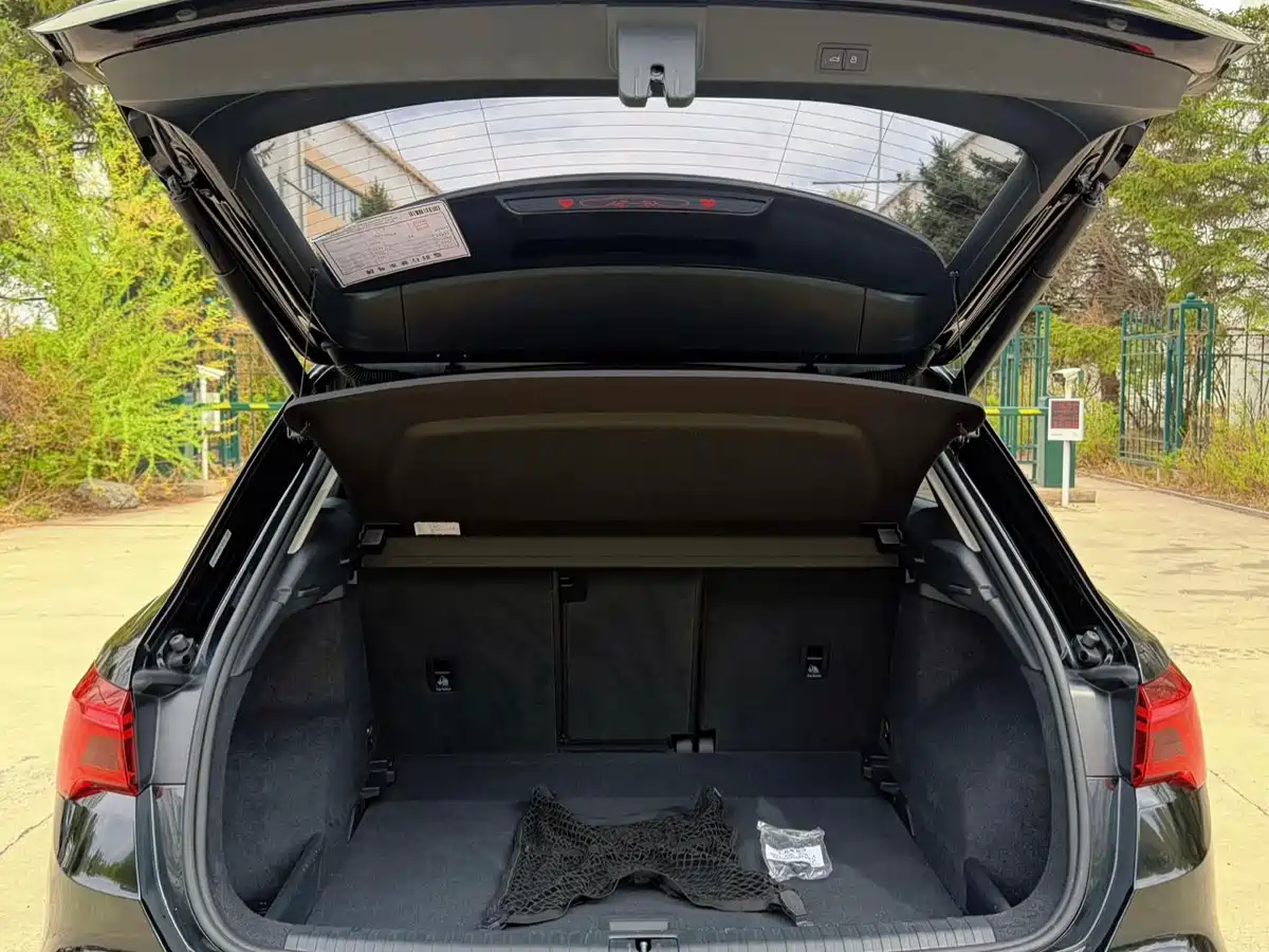 Audi Q3 2022 35 TFSI Fashion Dynamic фото 9