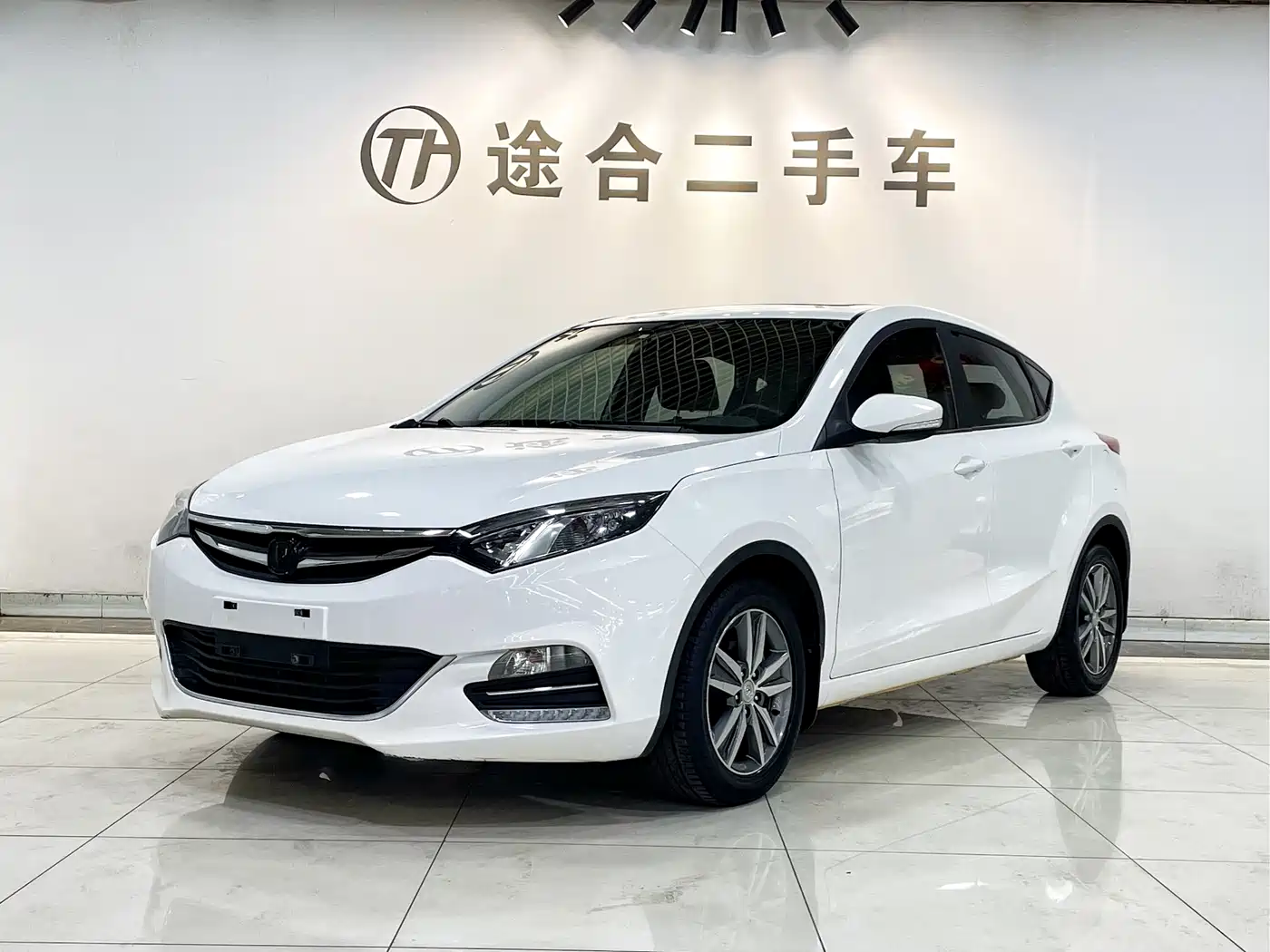 Changan Eado XT 2017 2016 1.6L Manual Stylish Cool Edition