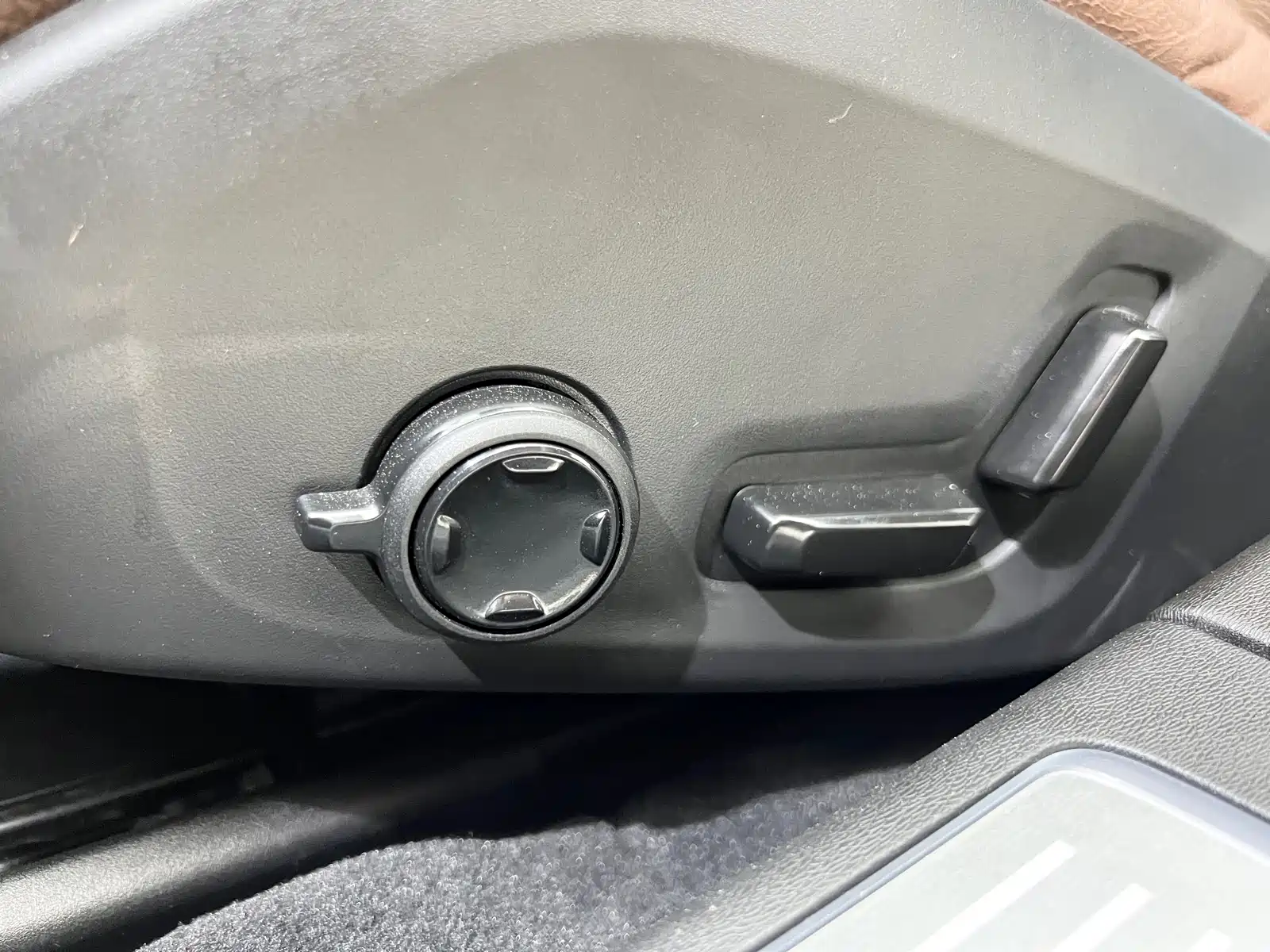 Фото 21 - Volvo S90