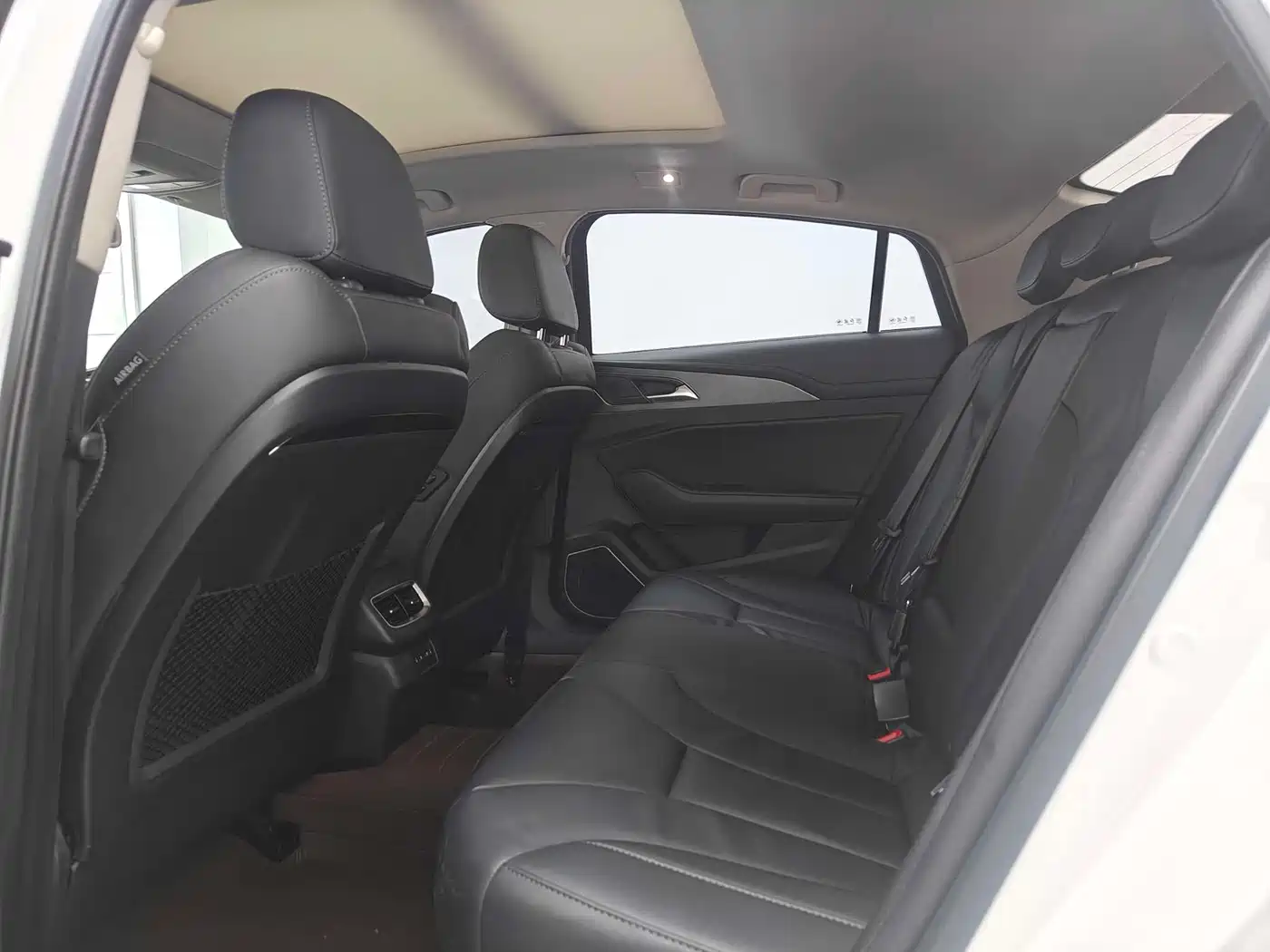 Hongqi H5 2020 1.8T Automatic Smart Connection Qi Enjoy Edition фото 11
