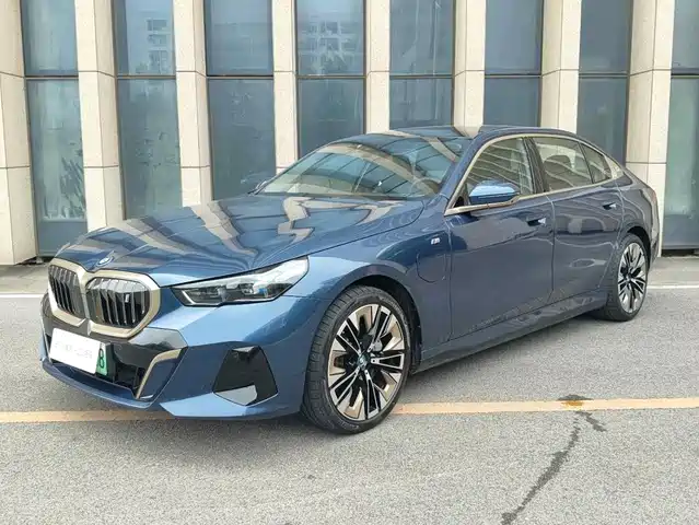  BMW BMW i5 2025 xDrive 50L M Sport Package